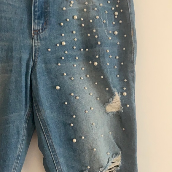 Design Lab size 30 light wash pearl encrusted jean - Picture 2 of 6